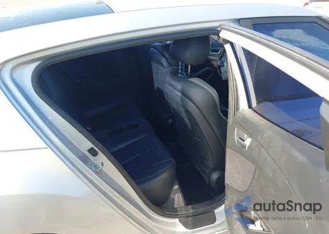 2016 Hyundai Veloster Turbo из США, поврежденный, VIN KMHTC6AE4GU303847